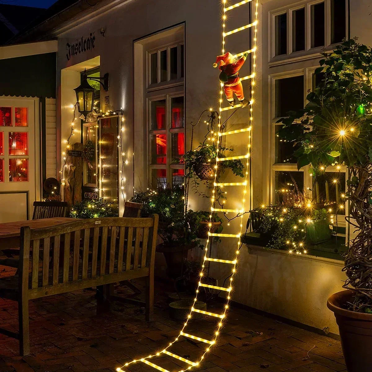 Outdoor Lighting Strip - مصباح سلم LED لديكور عيد الميلاد