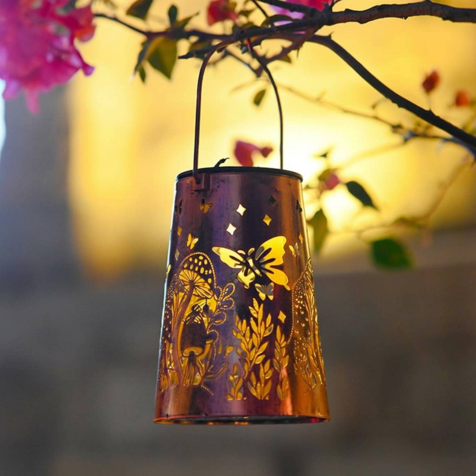 فانوس حديقة بنمط زهور، إضاءة خ - مراجعة Outdoor Lighting Battery Powered وسعره