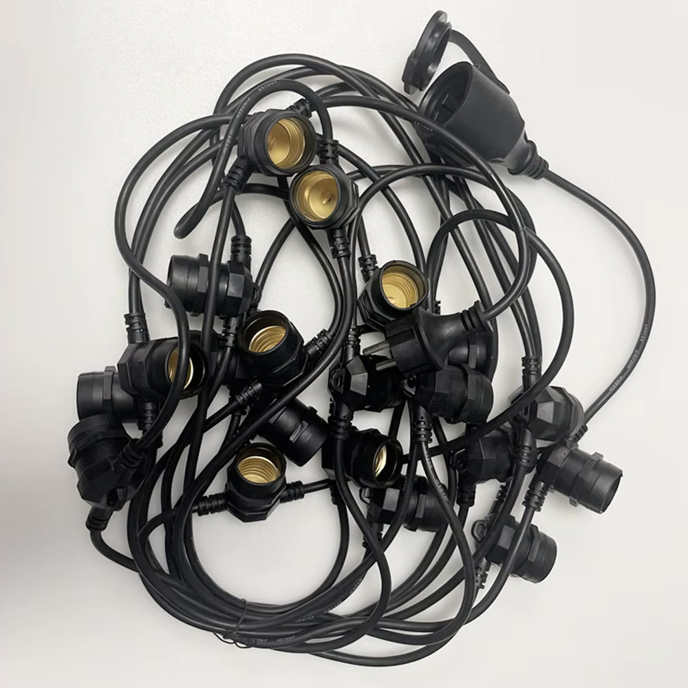 سلسلة إضاءة LED بطول 10 أمتار، - مراجعة Outdoor Lighting Extension Cord وسعره
