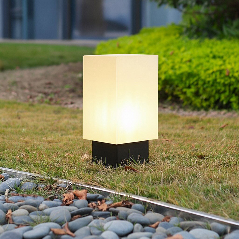 مصباح أرضي مضيء للساحات يعمل ب - مراجعة Outdoor Lighting Lamps وسعره