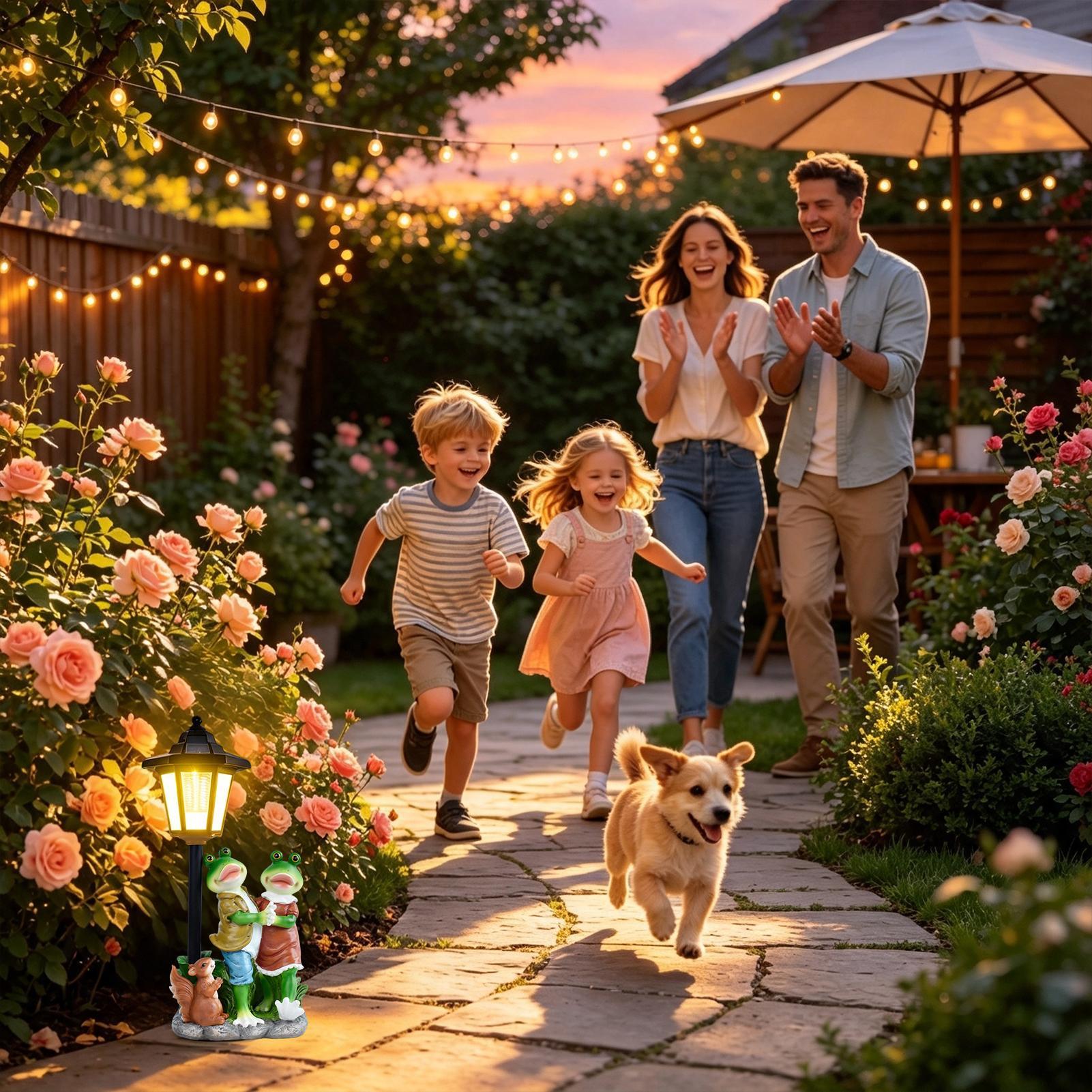 تماثيل حدائق مضيئة تعمل تلقائي - مراجعة Outdoor Lighting Uplight وسعره