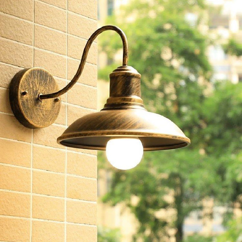 مصابيح جدارية أمريكية خارجية ب - مراجعة Outdoor Lighting Bronze وسعره